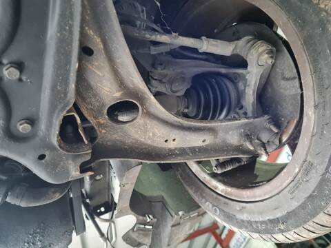Brazo Suspension Delantero Derecho Skoda Superb AMBITION 150CV 110KW