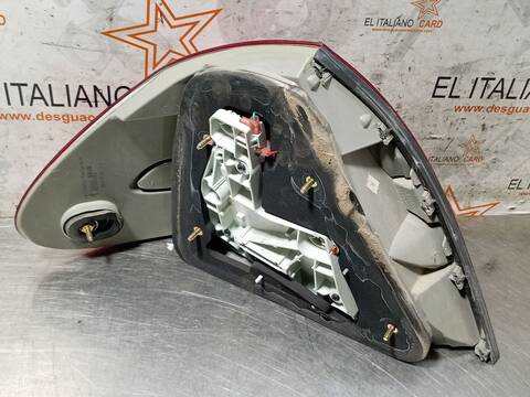 Foto 3ª: Piloto Trasero Derecho Mercedes Clase E 180 E 55 AMG KOMPRESSOR 211.076) 476CV 350KW [M 113.990] (2004)