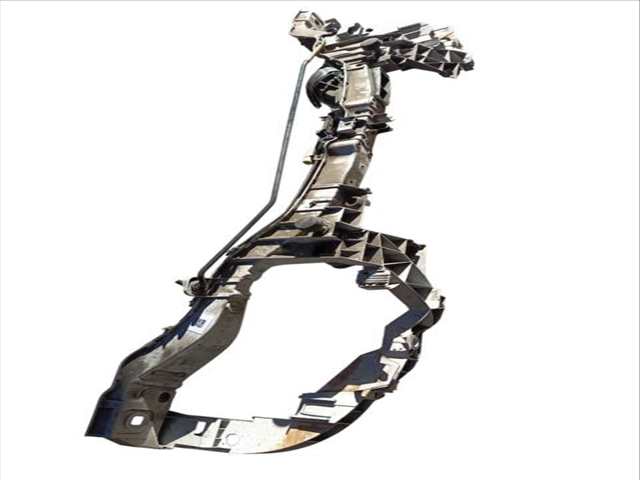 Foto 3ª: Paragolpes Delantero Ford Focus 2.0 TDCI (2010)