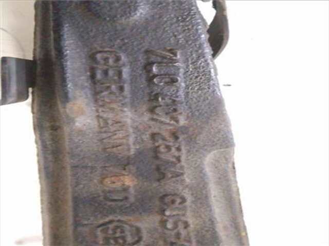 Foto 3ª: Mangueta Delantera Izquierda Volkswagen Touareg 5.0 V10 TDI DPF (313 CV) [AYH]