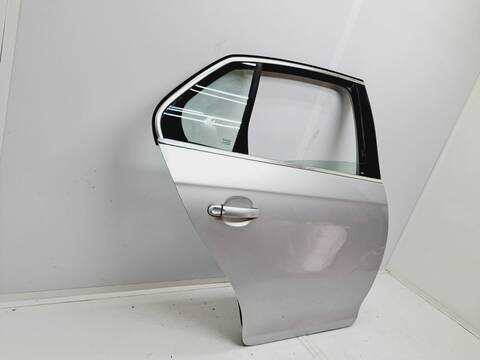 Foto 3ª: Puerta Trasera Derecha Volkswagen Jetta 2.0 TDI 140CV 103KW [BKD] (2008)