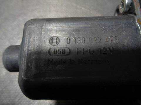 Foto 3ª: Elevalunas Eléctrico Delantero Izquierdo Renault Megane BERLINA 115CV 84KW III BERLINA 5 P [K9K 832] (2010)