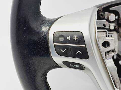 Foto 2ª: Volante Toyota Avensis 2.0 D-4D CAT 124CV 91KW [1AD] (2014)
