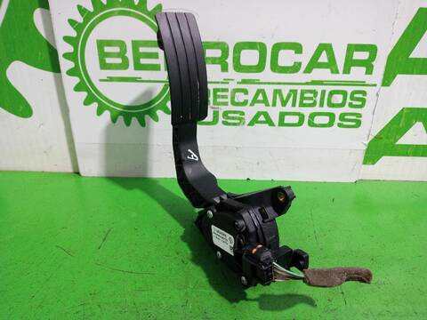 Foto 2ª: Pedal Acelerador Dacia Sandero LAUREATE 90CV [K9K] (2012)
