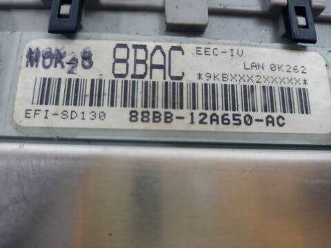 Foto 3ª: Centralita Motor ECU Ford Sierra BRILLANT BERLINA 116CV 85KW [N9E] (1990)
