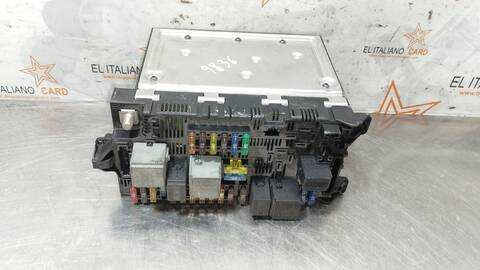 Foto 2ª: Caja Reles Fusibles Mercedes Clase E 180 E 320 CDI 211.026) BERLINA 204CV 150KW [648961] (2004)