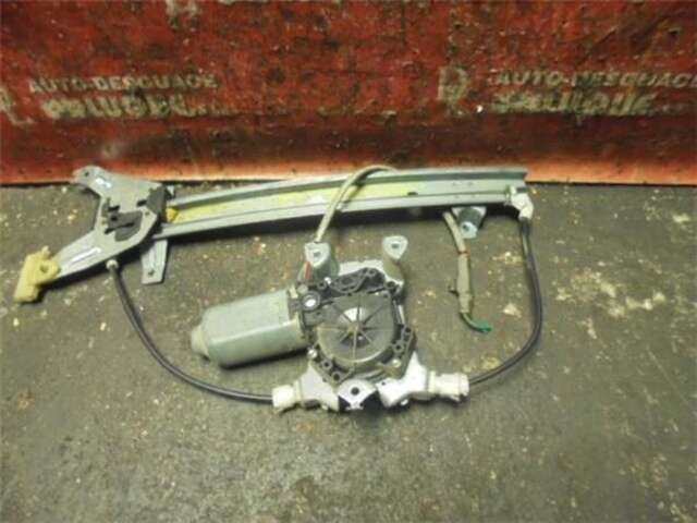 Foto 2ª: Elevalunas Eléctrico Trasero Izquierdo Nissan Primera 1.8 16V [QG18DE]