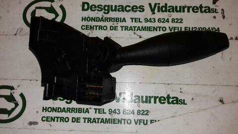Foto 3ª: Mando Multifuncion Ford Mondeo 2.0 TDCI CAT BERLINA 130CV 96KW [FMBA] (2004)
