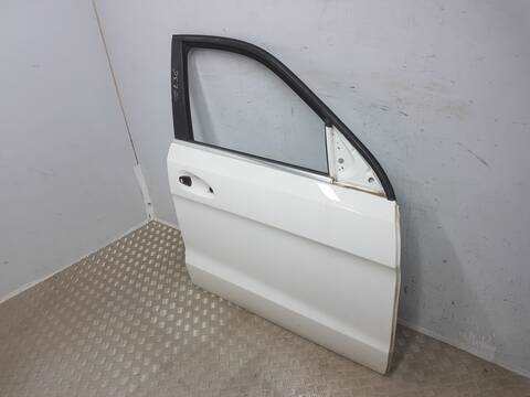 Foto 2ª: Puerta Delantera Derecha Mercedes Clase ML 350 3.0 V6 CDI 258CV 190KW AUT. 166.004) W166) OM642 (2011)