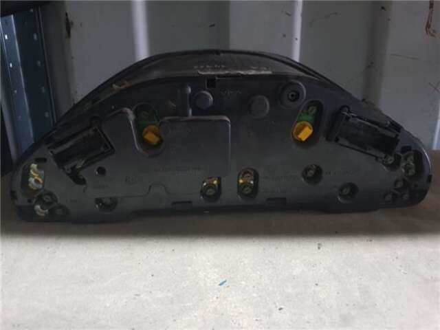 Foto 2ª: Cuadro de Instrumentos Mercedes Clase E 180 