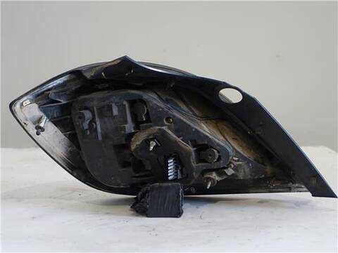 Foto 2ª: Piloto Trasero Derecho Opel Astra 1.7 CDTI BERLINA 100CV 74KW [Z 17 DTH] (2004)