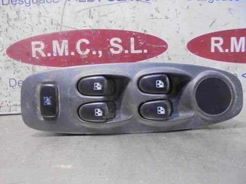 Foto 3ª: Botonera Elevalunas Hyundai Accent GL 5P 86CV 63KW [G 4EA] (2004)