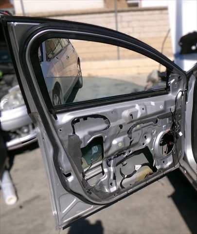Foto 2ª: Puerta Delantera Izquierda Ford Mondeo 2.0 TDCI 2007-2010 [QXBA] (2010)