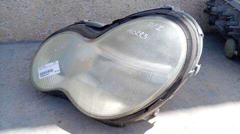 Foto 2ª: Faro Izquierdo Mercedes Clase C 160 180 COMPRESSOR 203.046) BERLINA 143CV 105KW [M271946] (2004)