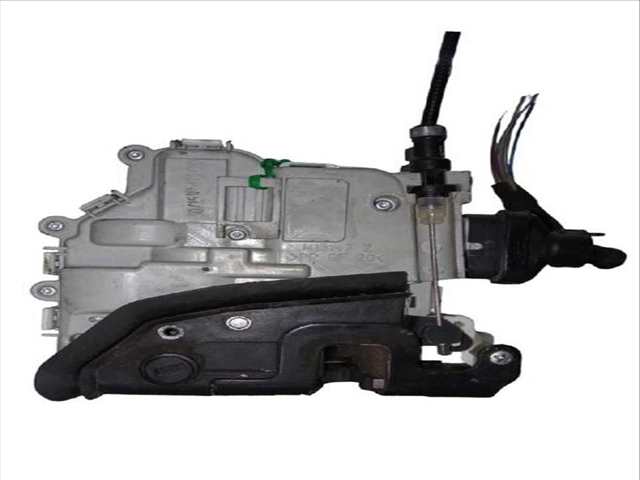 Foto 3ª: Cerradura Puerta Trasera Izquierda Audi A1 1.6 TDI (2011)