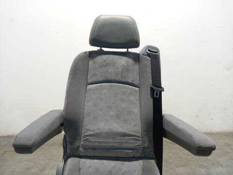 Foto 3ª: Asientos Traseros Mercedes Viano CDI 2.2 4-MATIC 639.811 639.813 639.815 639.711 ... 136CV 100KW [651940] (2011)