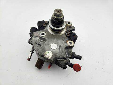 Foto 4ª: Bomba Inyeccion Mercedes Sprinter 310/313/316 CDI 906.631/633/635/637) 95CV 70KW CAJA CERRADA [651956] (2013)
