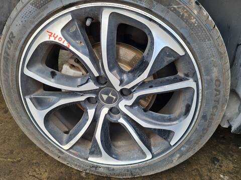 LLanta Chapa DS 4 SPORT 165CV 121KW
