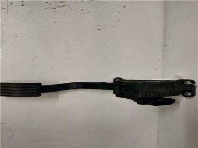 Foto 2ª: Pedal Acelerador Volvo V50 2.0 D (136 CV) [D4204T]