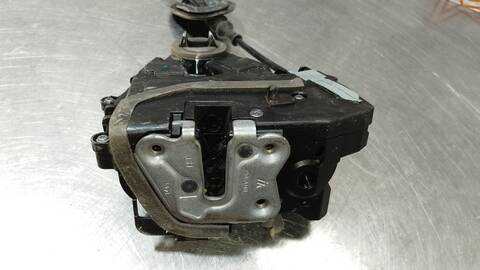 Cerradura Puerta Trasera Izquierda Renault Captur TECHNO 140CV 103KW