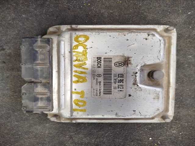 Centralita Motor ECU Skoda Octavia BERLINA