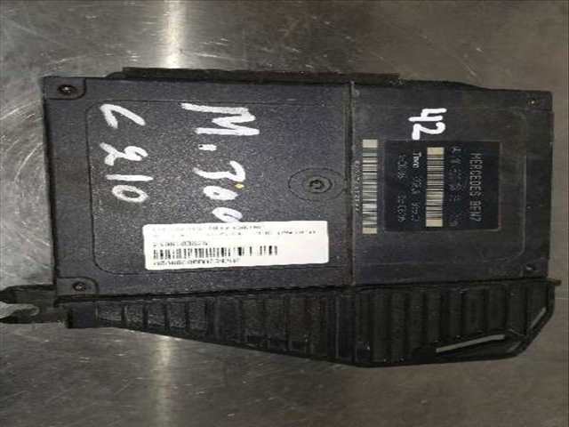 Foto 1ª: Centralita Check Control Mercedes Clase E 180 BERLINA 136CV 100KW (1995)