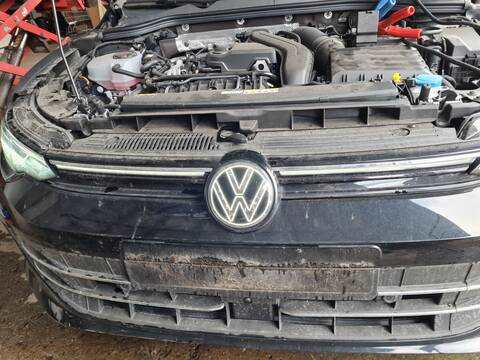 Foto 4ª: Rejilla Delantera Volkswagen Golf 1.5 ETSI 150CV 110KW [DXDE] (2024)