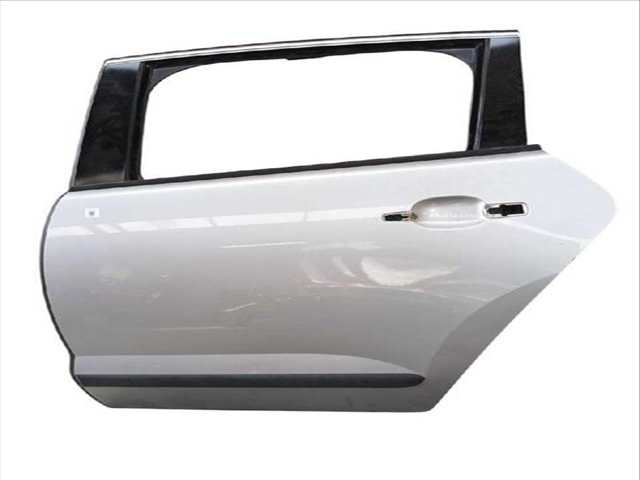 Puerta Trasera Izquierda Peugeot 3008 1.6 HDI 109CV