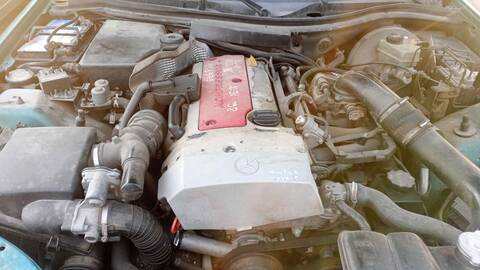 Culata Mercedes Clase S 220 230 COMPRESSOR 170.447) 193CV 142KW