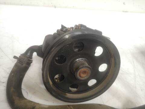 Foto 3ª: Bomba Servodireccion Ford Focus F9DA BERLINA (2004)