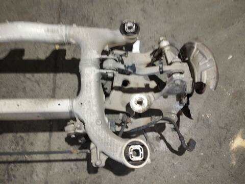 Foto 2ª: Puente Trasero Bmw Serie 5 530 3.0 D AUT. XDRIVE TOURING F11) [N57 D30 A] (2012)