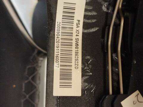 Foto 3ª: Volante DS 7 E-TENSE 4X4 SO CHIC 299CV [5G06] (2020)