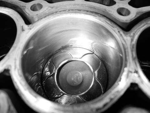 Foto 2ª: Bloque Motor Ford Focus 109 CV 80KW [G8DD]