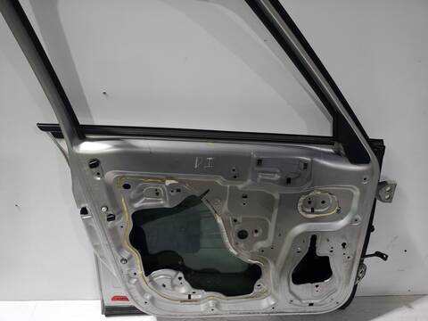 Foto 3ª: Puerta Delantera Izquierda Citroen C4 AVATAR PICASSO 109CV 80KW [9HZDV6TED4] (2010)