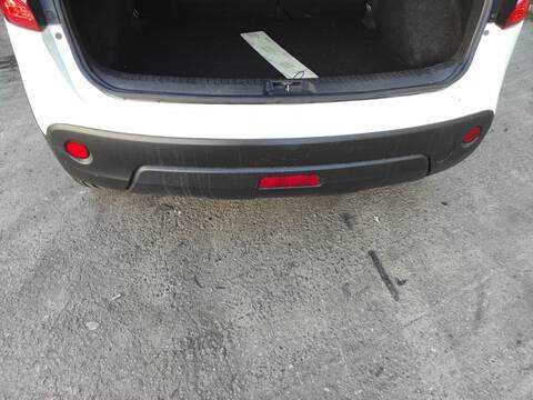 Paragolpes Trasero Nissan Qashqai MR20DE
