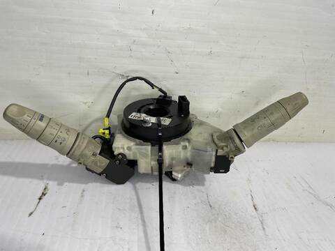 Foto 3ª: Mando Multifuncion Nissan Micra ACENTA 80CV (2002)