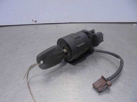 Foto 4ª: Motor de Arranque Peugeot 208 1.6 16V HDI FAP 92CV 68KW [9H06] (2014)