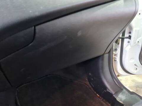 Guantera Kia Carens BASIC 135CV 99KW