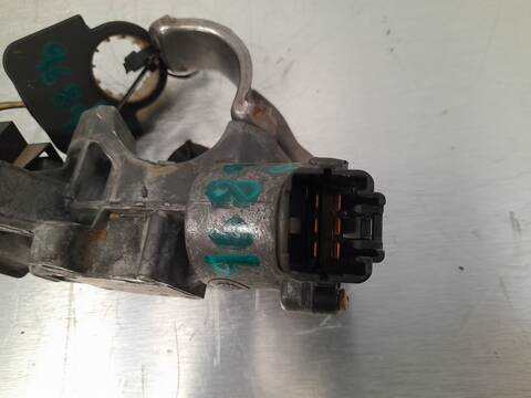 Foto 2ª: Motor de Arranque Toyota Avensis 2.0 D-4D EXECUTIVE 116CV 85KW [1CDFTV] (2005)
