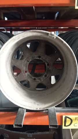 Foto 2ª: LLanta Chapa Nissan Patrol 2.8 D GR Y60 [RD28T] (1993)