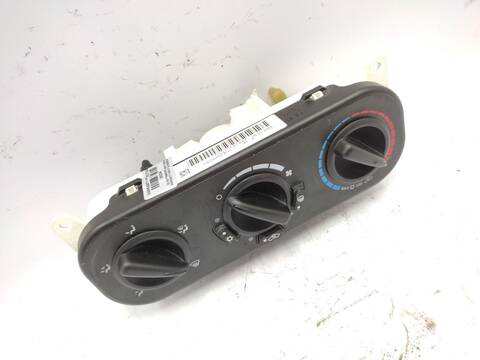 Foto 3ª: Mando Calefacción A. A. Dodge Caliber 2.0 CRD 140CV 103KW [ECD,ECE] (2010)