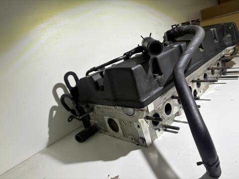 Foto 3ª: Culata Kia Carnival 2.9 CDRI EX 144CV 106KW [D/J3] (2004)