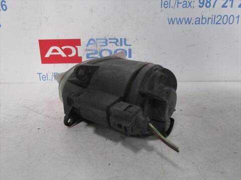 Foto 2ª: Faro Antiniebla Delantero Izquierdo Audi Allroad 2.5 TDI 132KW) 180CV [AKE] (2005)