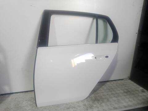 Foto 2ª: Puerta Trasera Izquierda Volkswagen Golf 1.6 TDI 105CV 77KW [CAY] (2009)