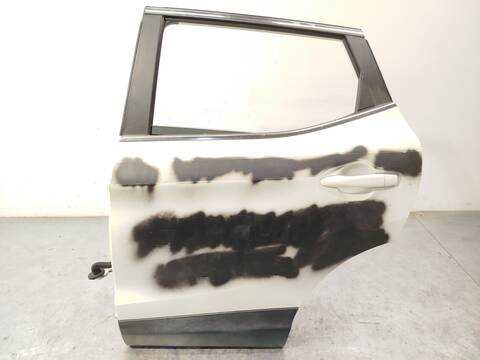 Puerta Trasera Izquierda Nissan Qashqai 1.6 DCI ALL MODE 4X4-I 130CV 96KW