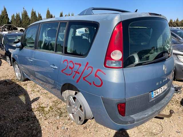 Foto 2ª: Puerta Delantera Izquierda Renault Espace 2.2 D 150cv [G9TJ7] (2003)