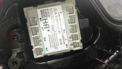 Foto 3ª: Elevalunas Manual Trasero Derecho Mercedes Clase E 180 E 220 D 213.004) 194CV 143KW [654920] (2018)