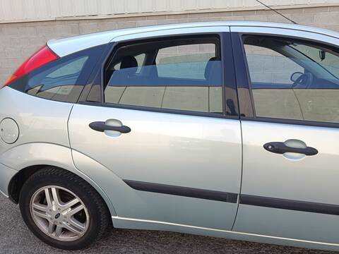 Puerta Trasera Derecha Ford Focus F9DA BERLINA