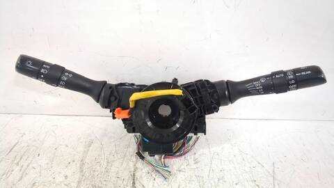 Foto 2ª: Mando Multifuncion Toyota Auris 1.6 ZRE151_) 124CV [1ZR-FE] (2006)