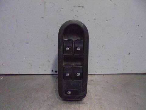 Foto 1ª: Botonera Elevalunas Renault Scenic AUTHENTIQUE 120CV 88KW [F9Q D8] (2004)